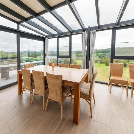 Cozy Holiday In With A Beautiful View Casa de Férias *